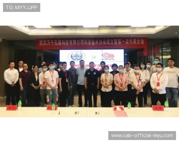 “武汉马拉松:耐力与决心的极限挑战” “武汉马拉松:耐力与决心的极限挑战”